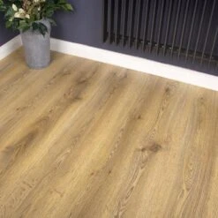 Krono Original Brissac Oak - Eurohome Vario+ 12mm Laminate Flooring (182127) -Cheap Unika Store brissac oak eurohome vario 12mm laminate flooring 182127 p68592 173625 image
