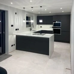 Liberty Floors Ceramica - Lustre 8mm High Gloss Laminate Flooring (217055) -Cheap Unika Store ceramica lustre 8mm high gloss laminate flooring 217055 p84204 232428 image